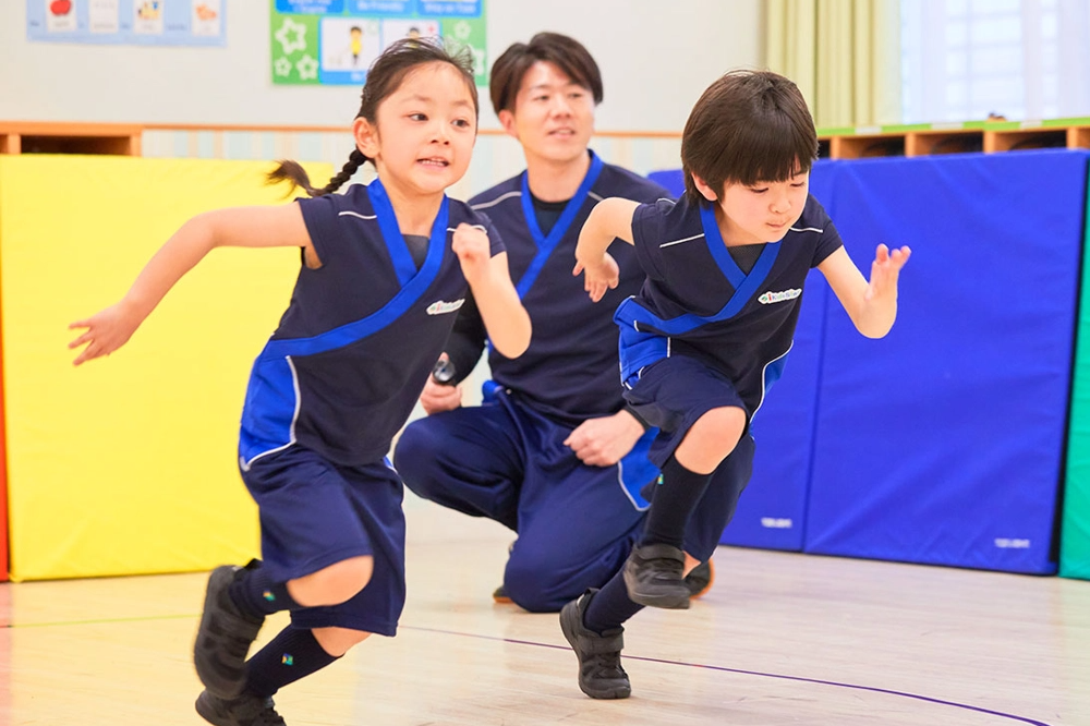 「自分力」を育てるバイリンガル×アクティブ幼児園